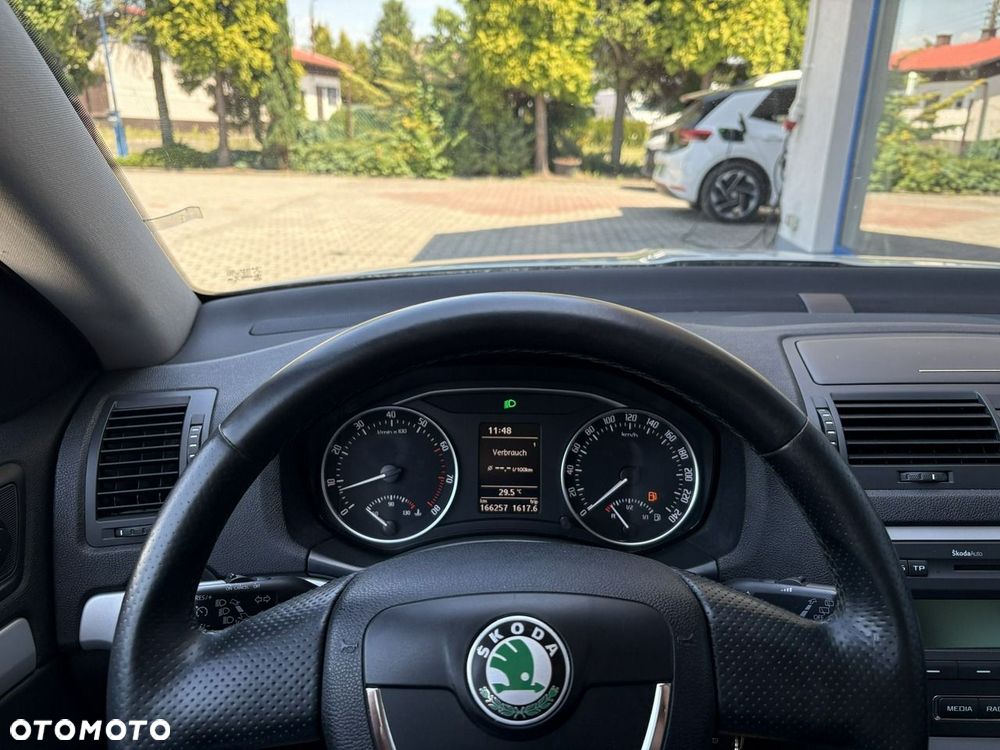 Skoda Octavia - 19