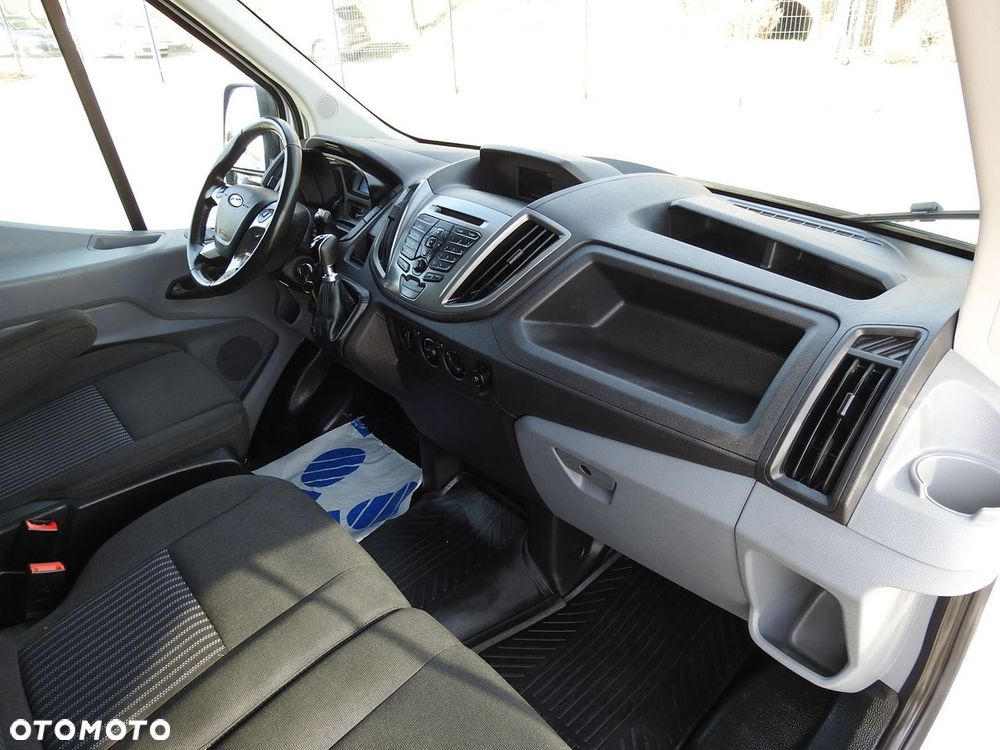 Ford TRANSIT  KONTENER WINDA 8 PALET TEMPOMAT LEDY BLIŹNIACZE KOŁA KLIMATYZACJA  170KM - 40