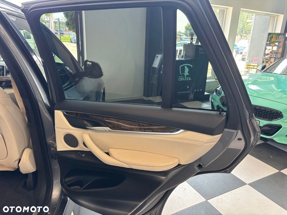 BMW X5 - 30