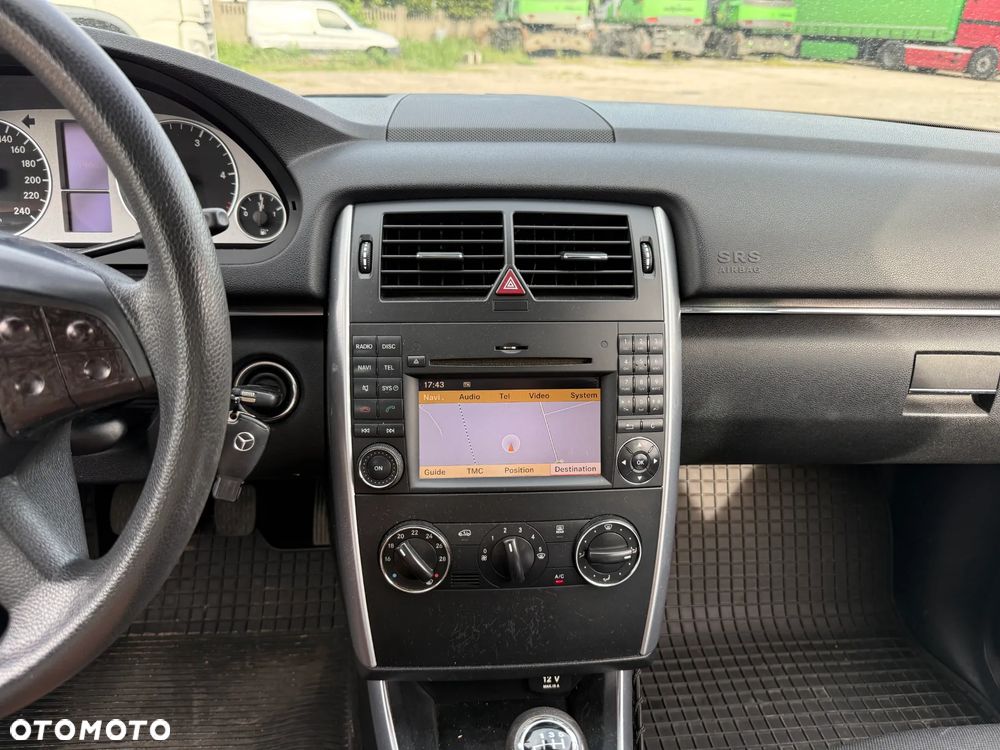 Mercedes-Benz Klasa B 180 CDI Special Edition - 3