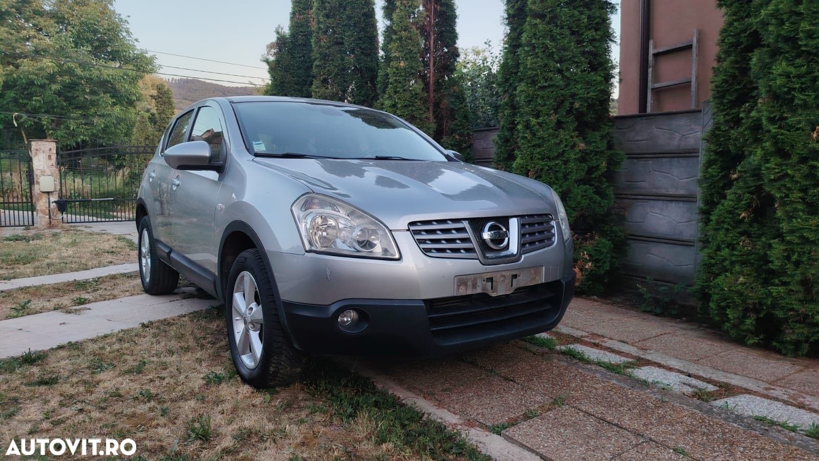 Nissan Qashqai - 1