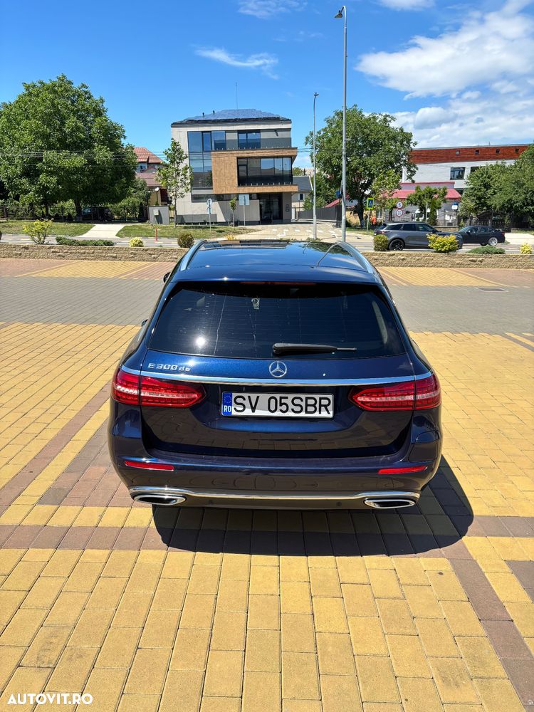 Mercedes-Benz E 300 de 9G-TRONIC Exclusive - 6