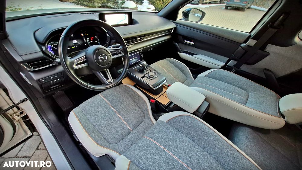 Mazda MX-3 ver-e--skyactiv-exclusive--line - 18