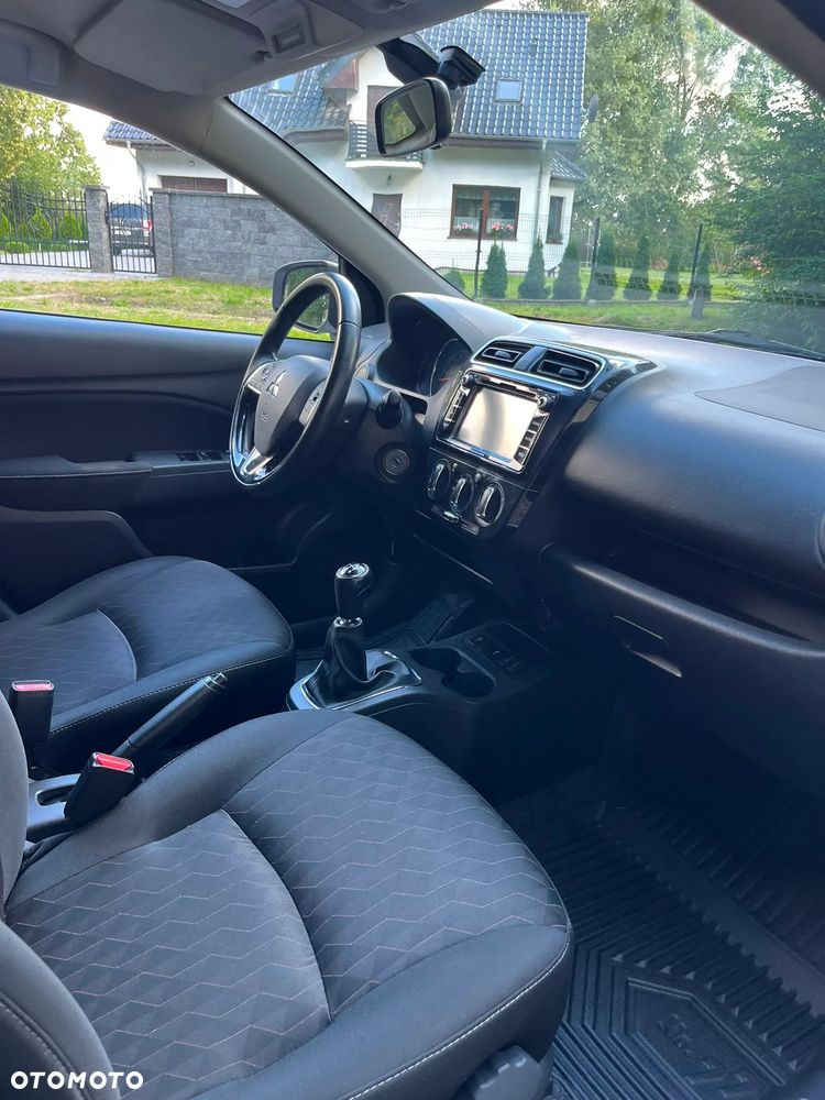 Mitsubishi Space Star 1.2 AS&G Invite - 15