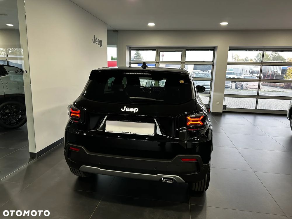 Jeep Avenger 1.2 T3 mHEV Summit FWD eDCT6 - 6