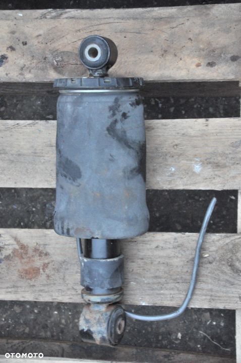 SIŁOWNIK HAMULCOWY ZAWÓR OSUSZACZ PODUSZKA FENDT 936 939 - 7