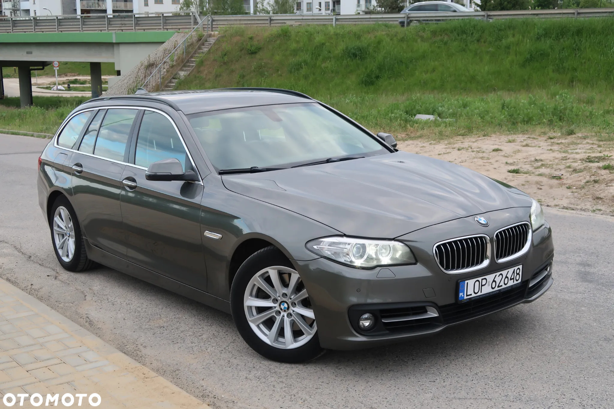 BMW Seria 5 520d Touring - 12