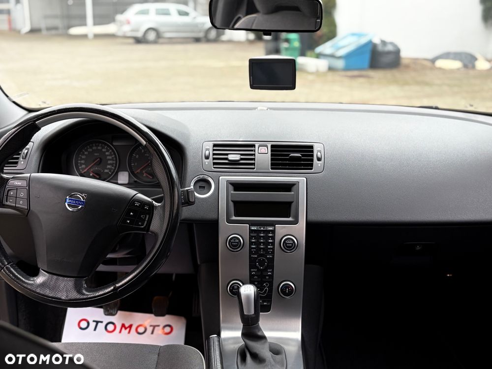 Volvo C30 1.8 Momentum - 23