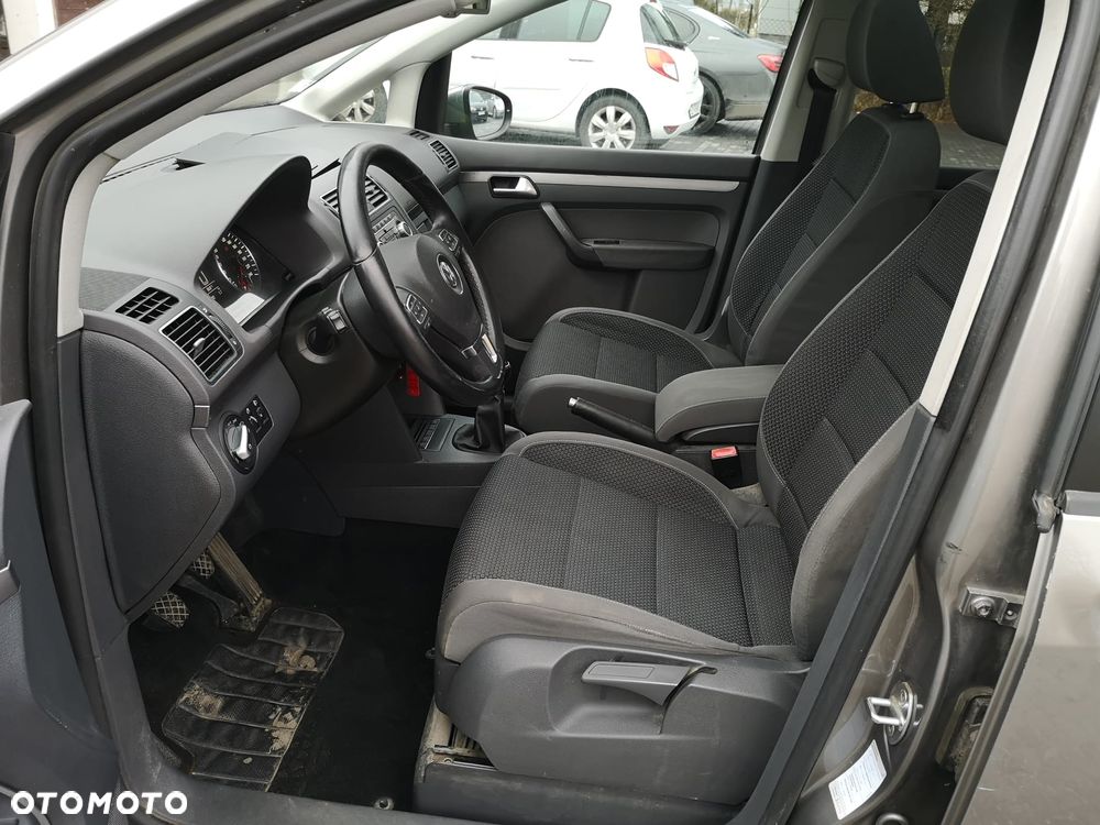 Volkswagen Touran 1.6 TDI DPF Trendline - 32