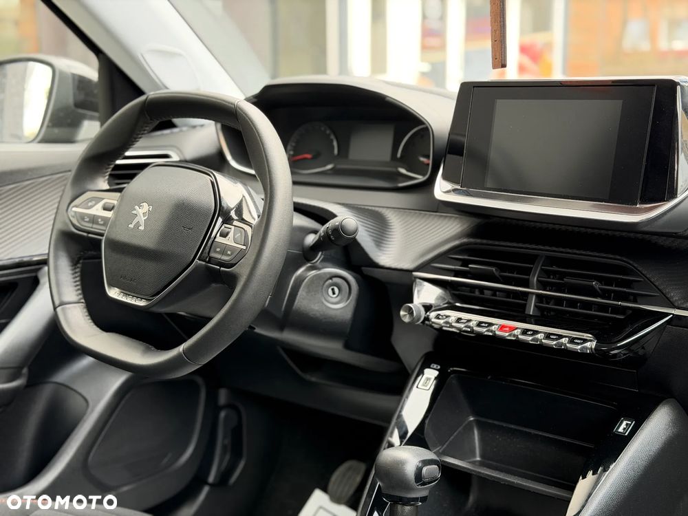 Peugeot 2008 1.2 PureTech Active S&S - 22