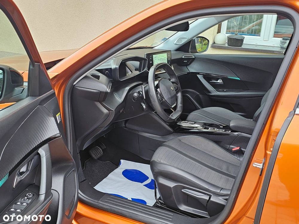 Peugeot 2008 1.5 BlueHDi Allure Pack S&S EAT8 - 21