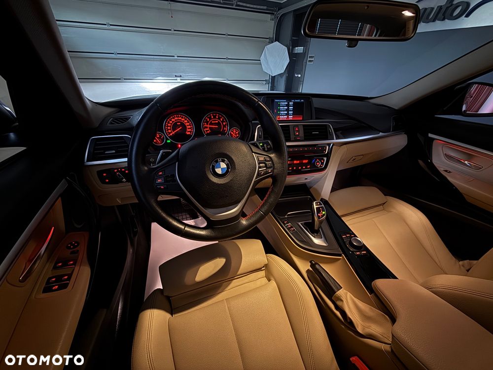BMW Seria 3 320i xDrive Sport Line Sport - 5