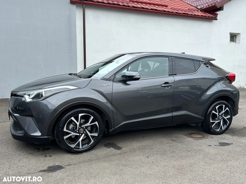 Toyota C-HR Hybrid Business-Edition - 32