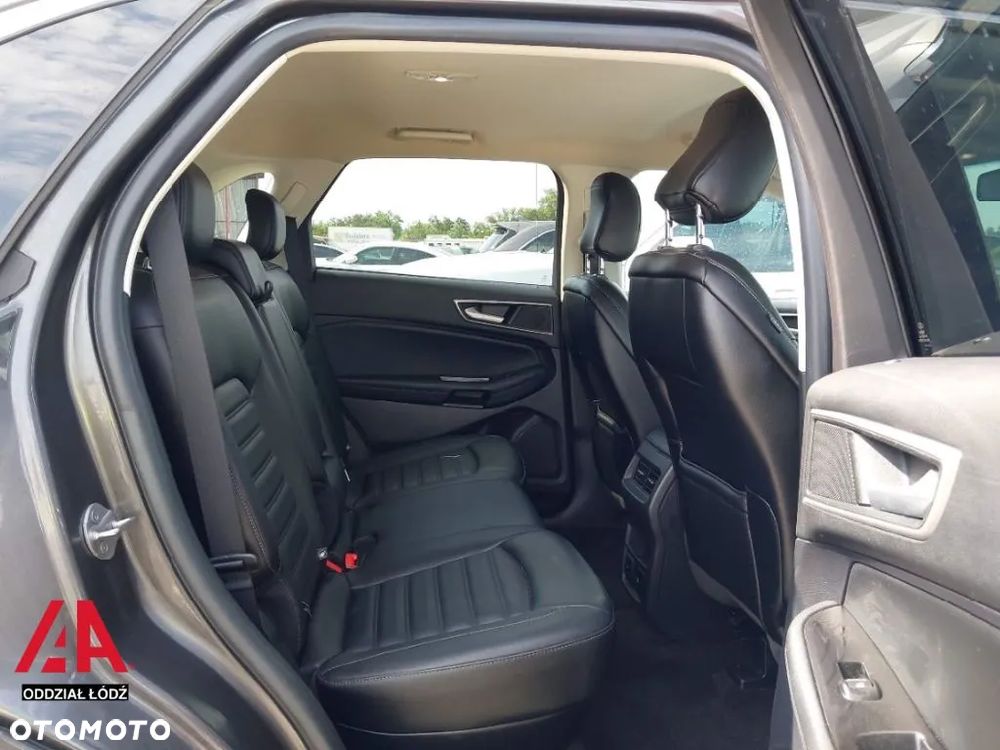 Ford Edge - 11