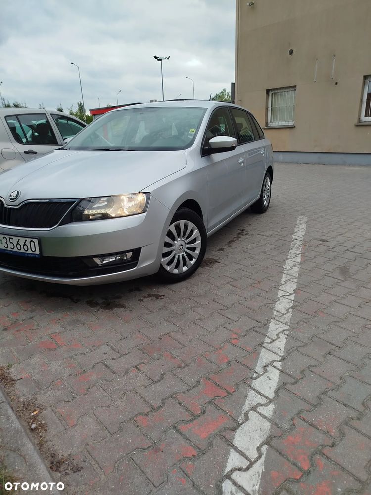 Skoda RAPID 1.0 TSI Active - 2