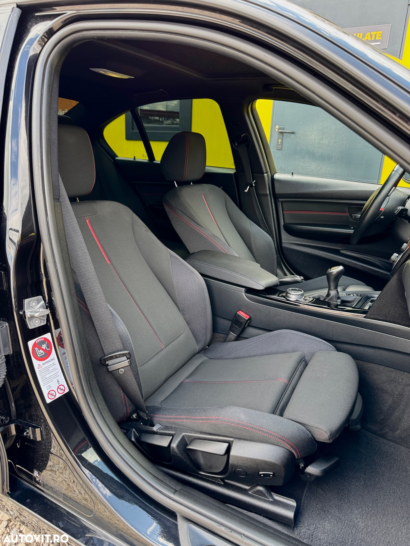BMW Seria 3 318d - 10