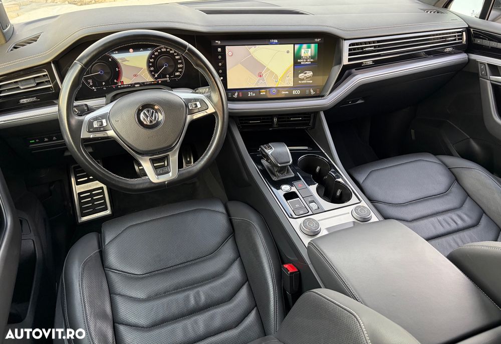 Volkswagen Touareg - 26