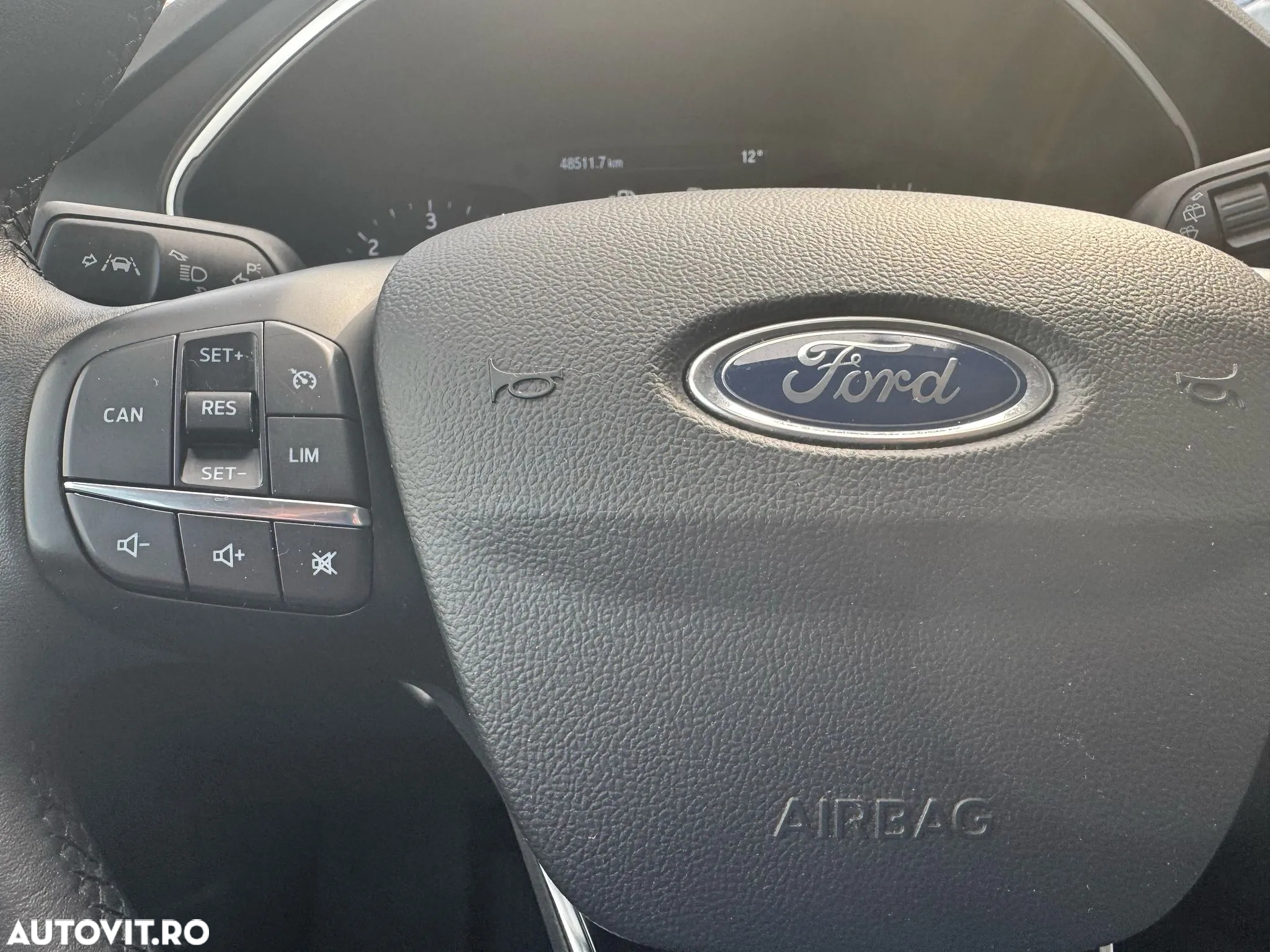 Ford Kuga 2.0 EcoBlue A8 AWD Titanium - 22