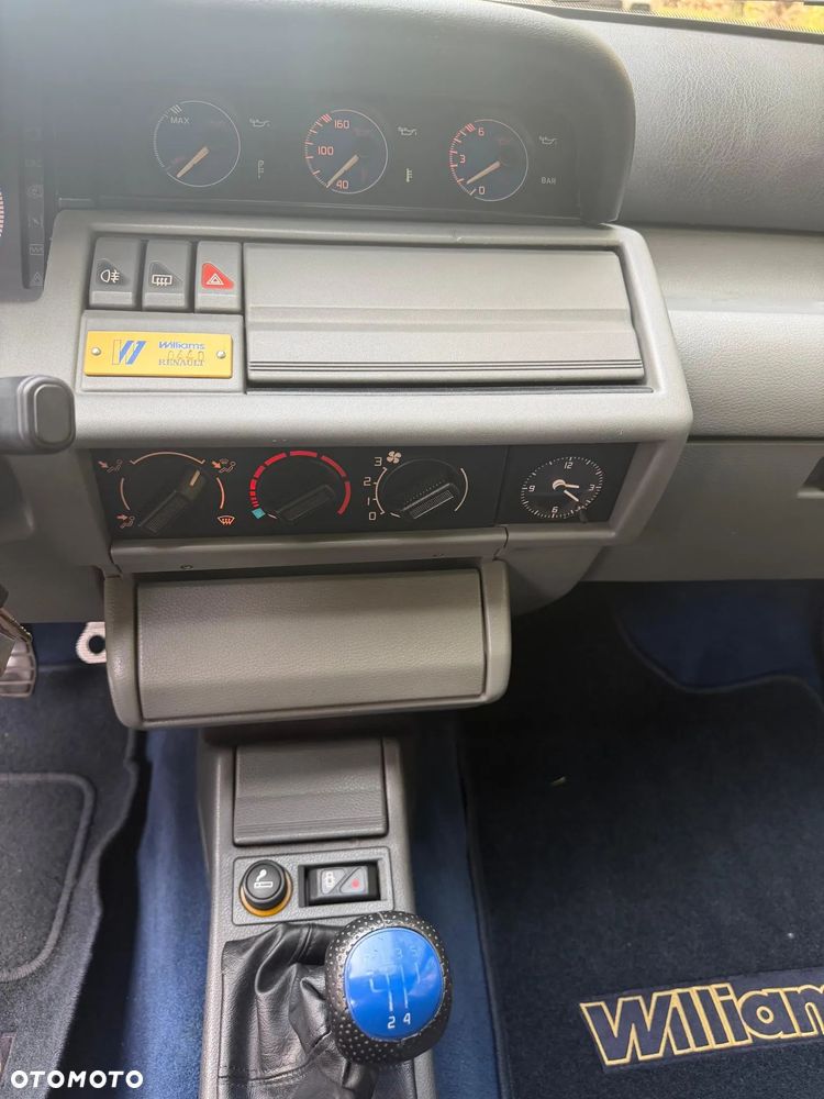 Renault Clio 2.0i Williams - 14