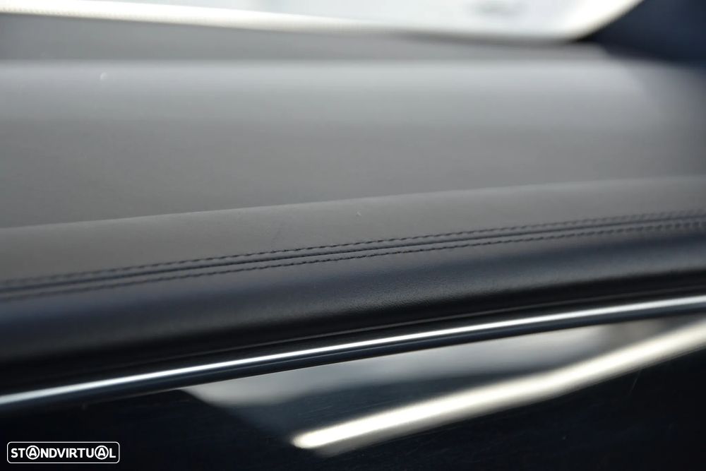 Porsche Panamera 4 E-Hybrid Platinum Edition com PDLS - 45