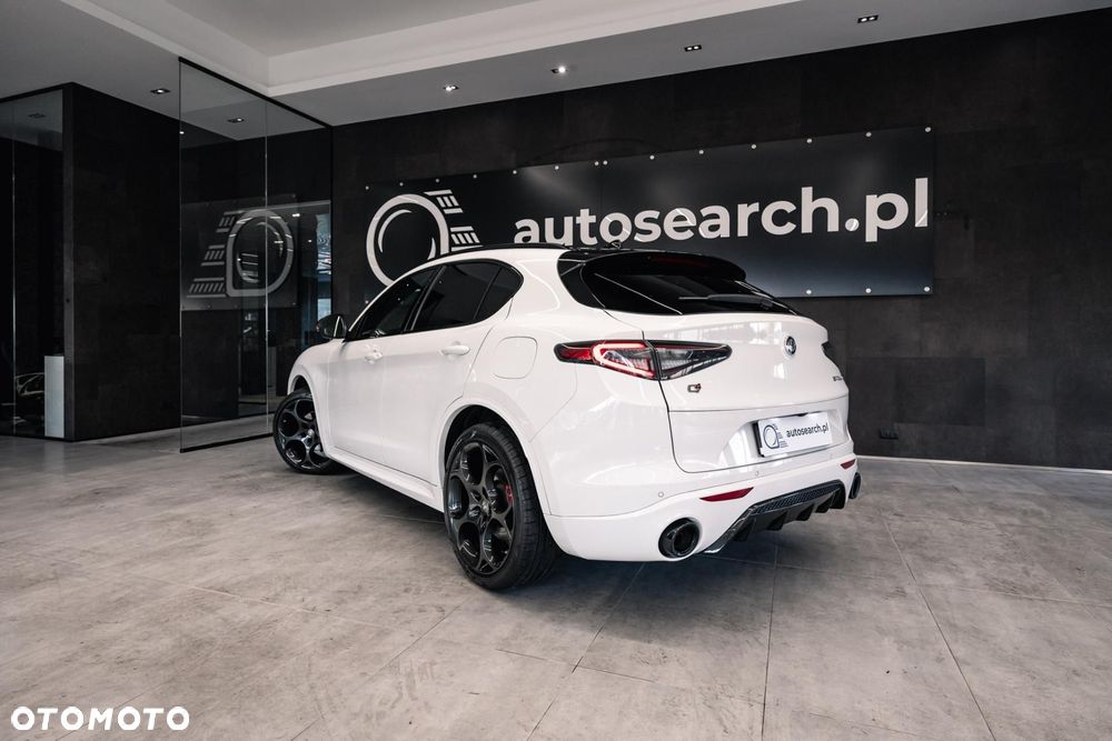 Alfa Romeo Stelvio 2.0 Turbo Tributo Italiano Q4 - 40