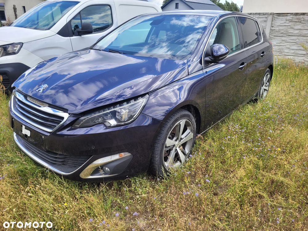 Peugeot 308 - 1