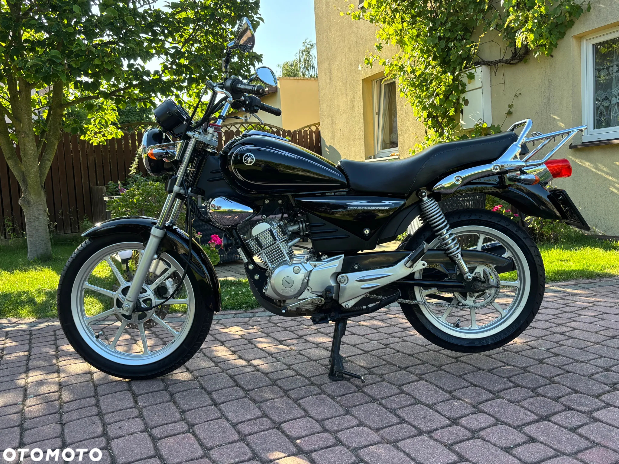 Yamaha YBR - 6