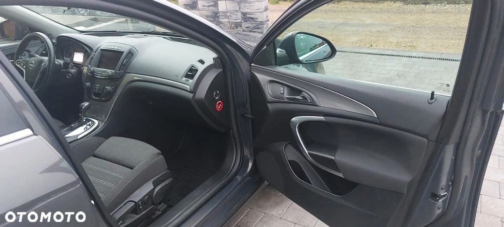 Opel Insignia - 11