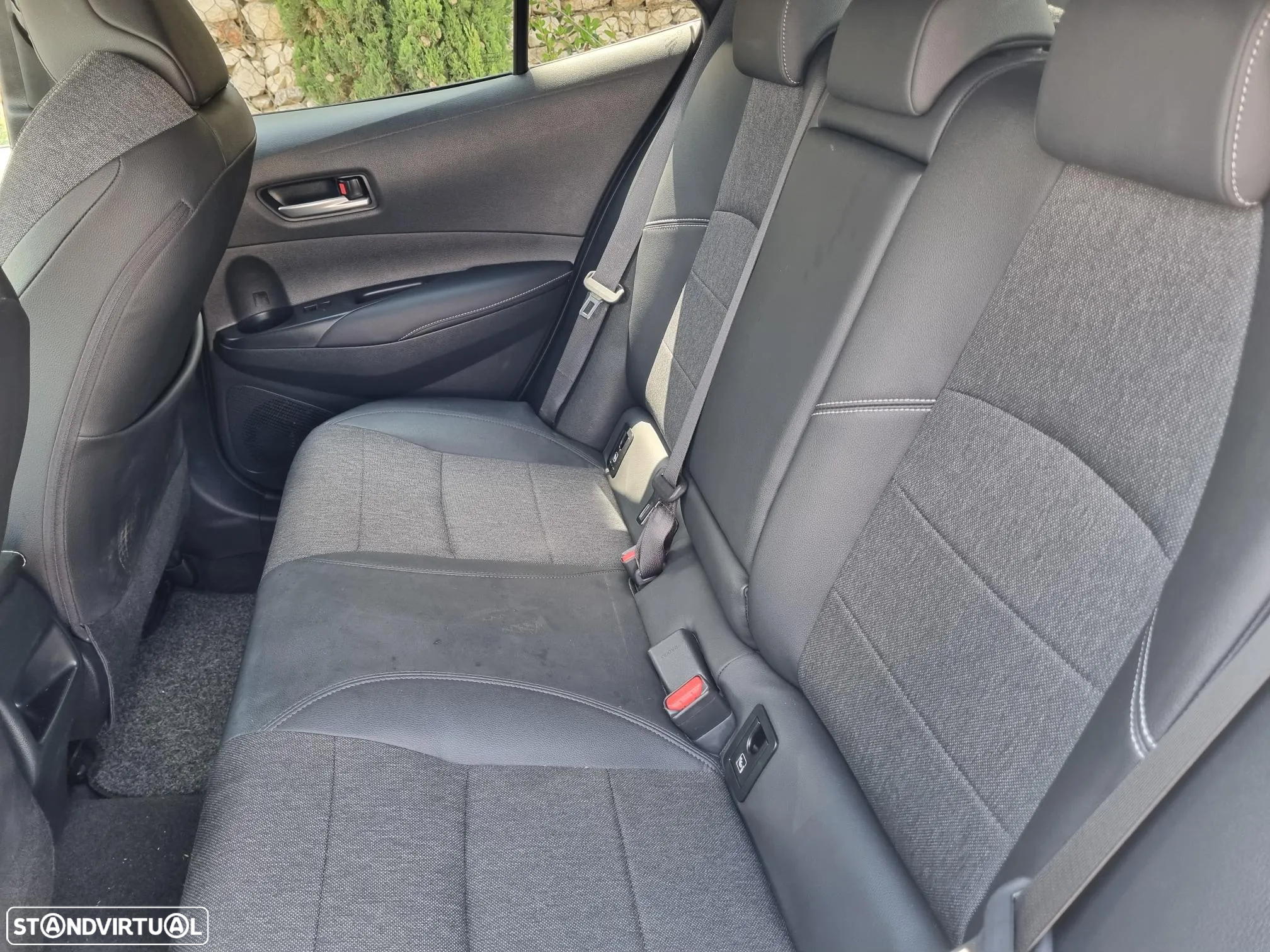 Toyota Corolla 1.8 Hybrid Comfort+P.Sport - 15