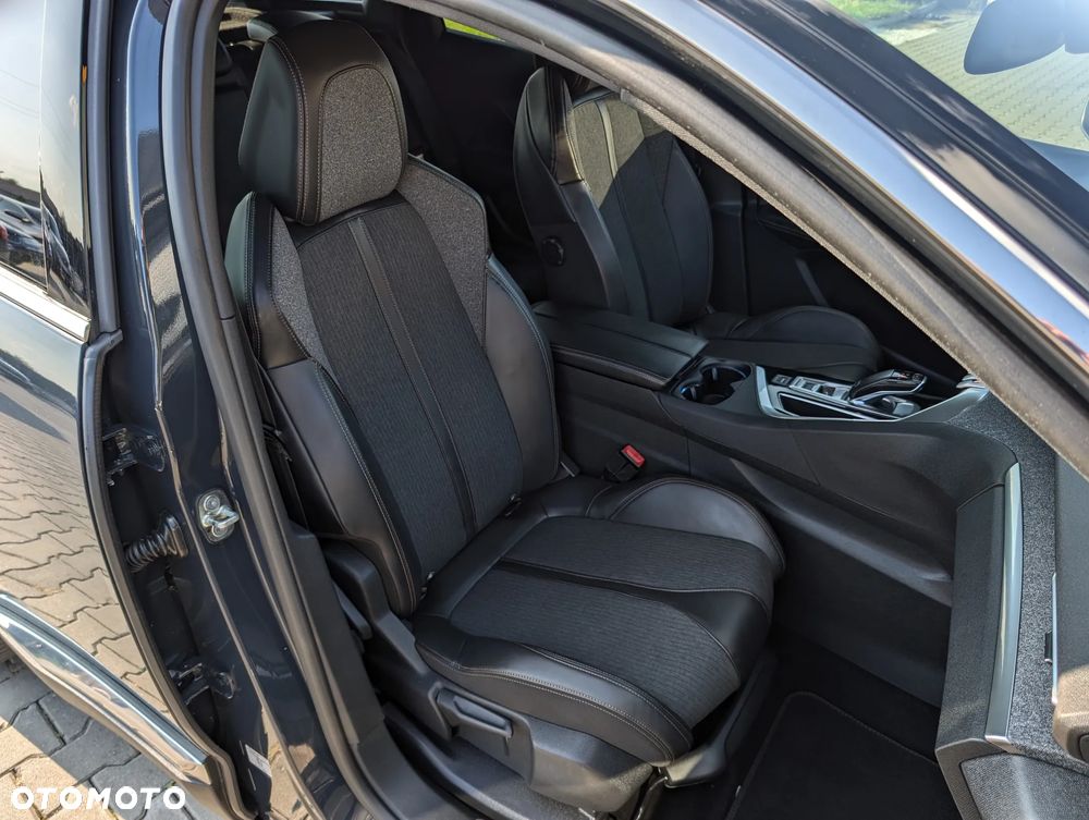 Peugeot 3008 2.0 BlueHDi GT S&S EAT8 - 37