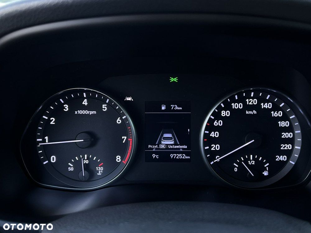 Hyundai i30 - 23