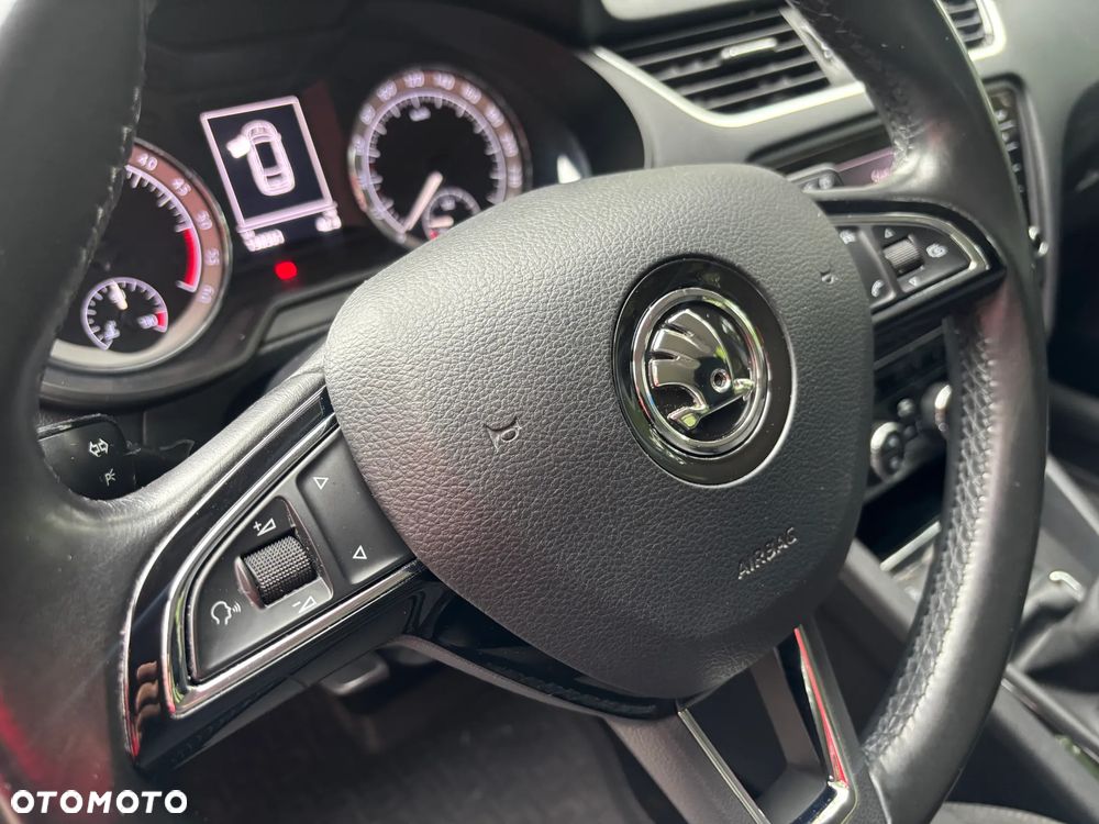 Skoda Octavia 2.0 TDI Style - 23