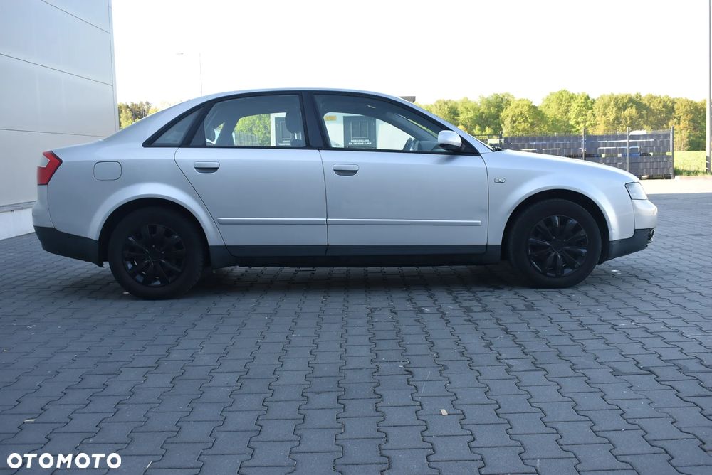 Audi A4 Limousine - 23