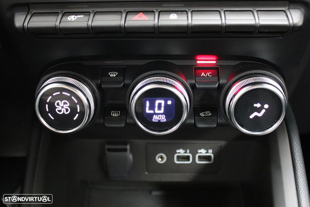 Mitsubishi Colt 1.0 MPI Kyoto - 11