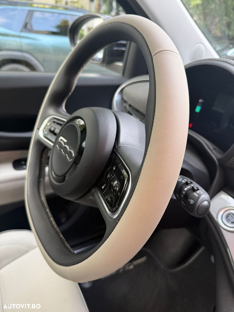 Fiat 500E - 12