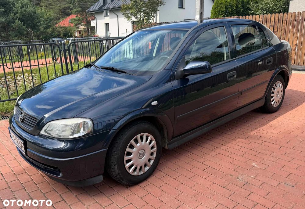 Opel Astra - 1