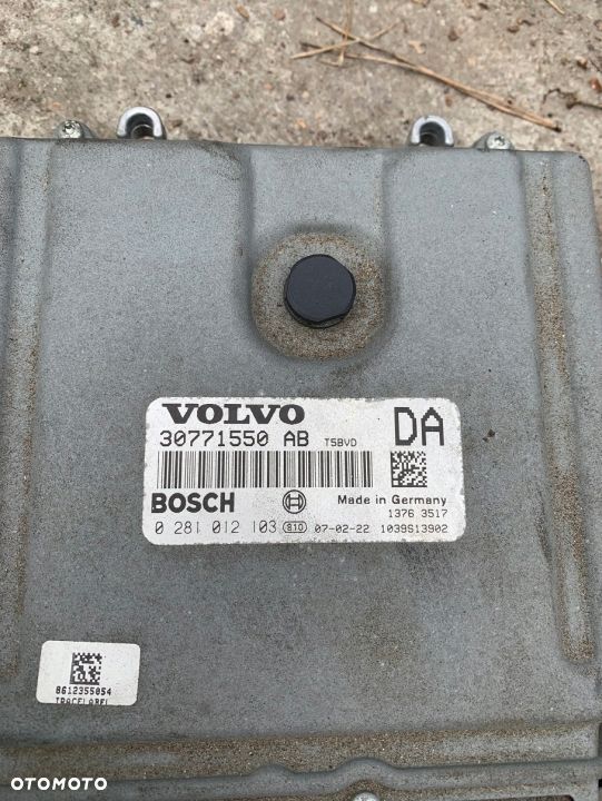 komputer sterownik silnika volvo 2.4 d5 30771550 - 1