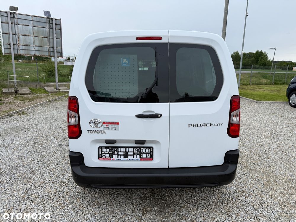 Toyota PROACE City/3 osobowa/klima/parktronik przód i tył/tempomat/czujnik zmierzchu i deszczu/ regał - 6