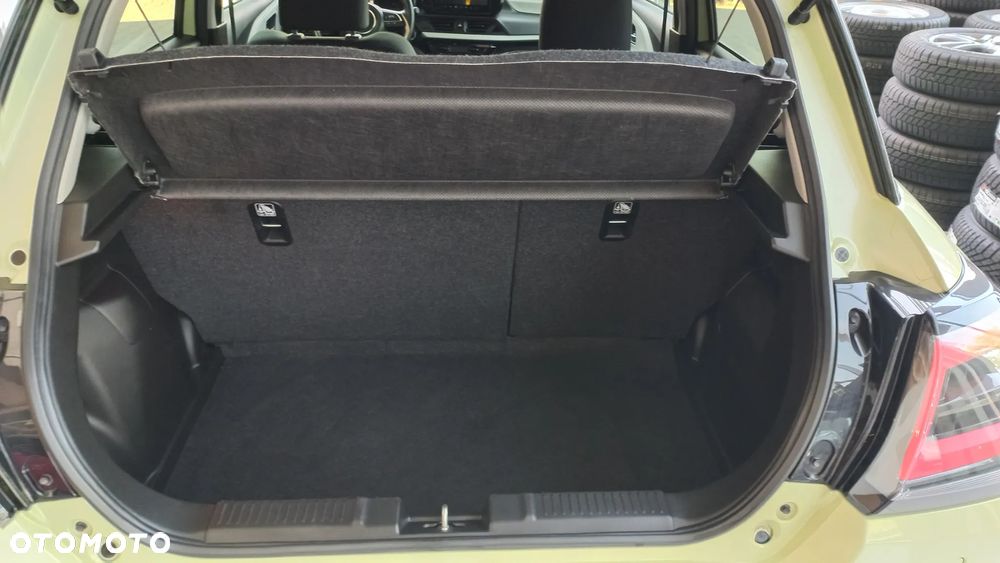 Suzuki Swift 1.2 Dualjet SHVS Premium Plus - 11