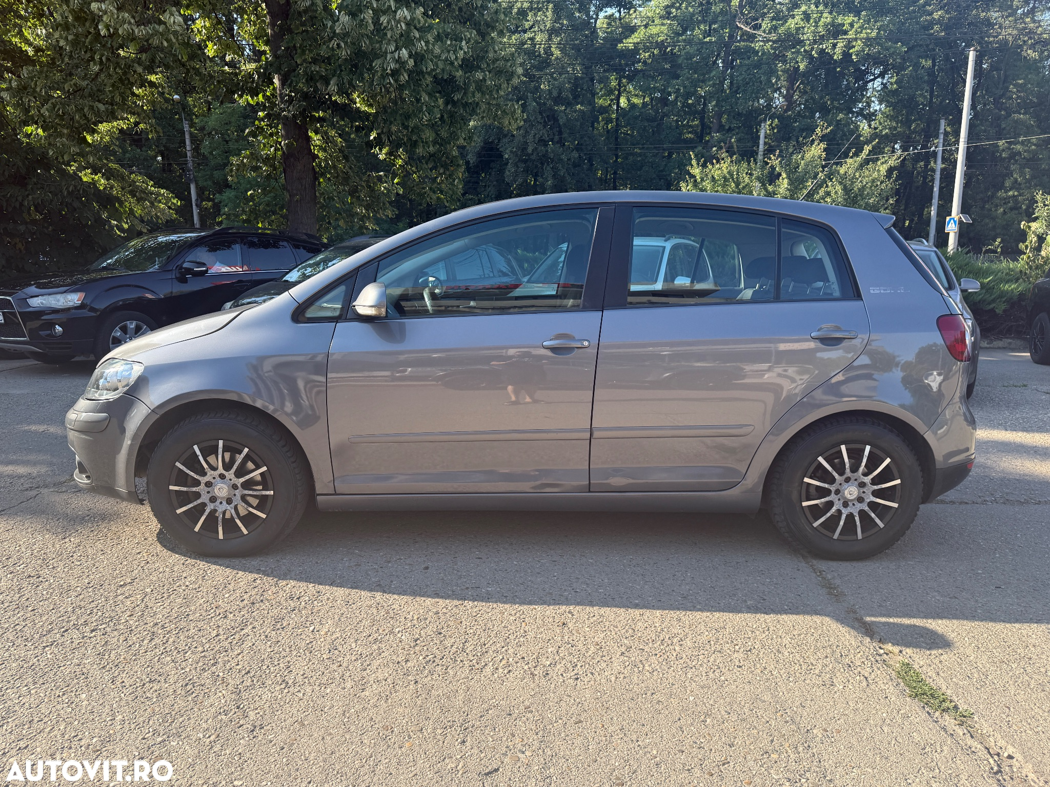 Volkswagen Golf Plus 1.9 TDI Sportline DPF - 2