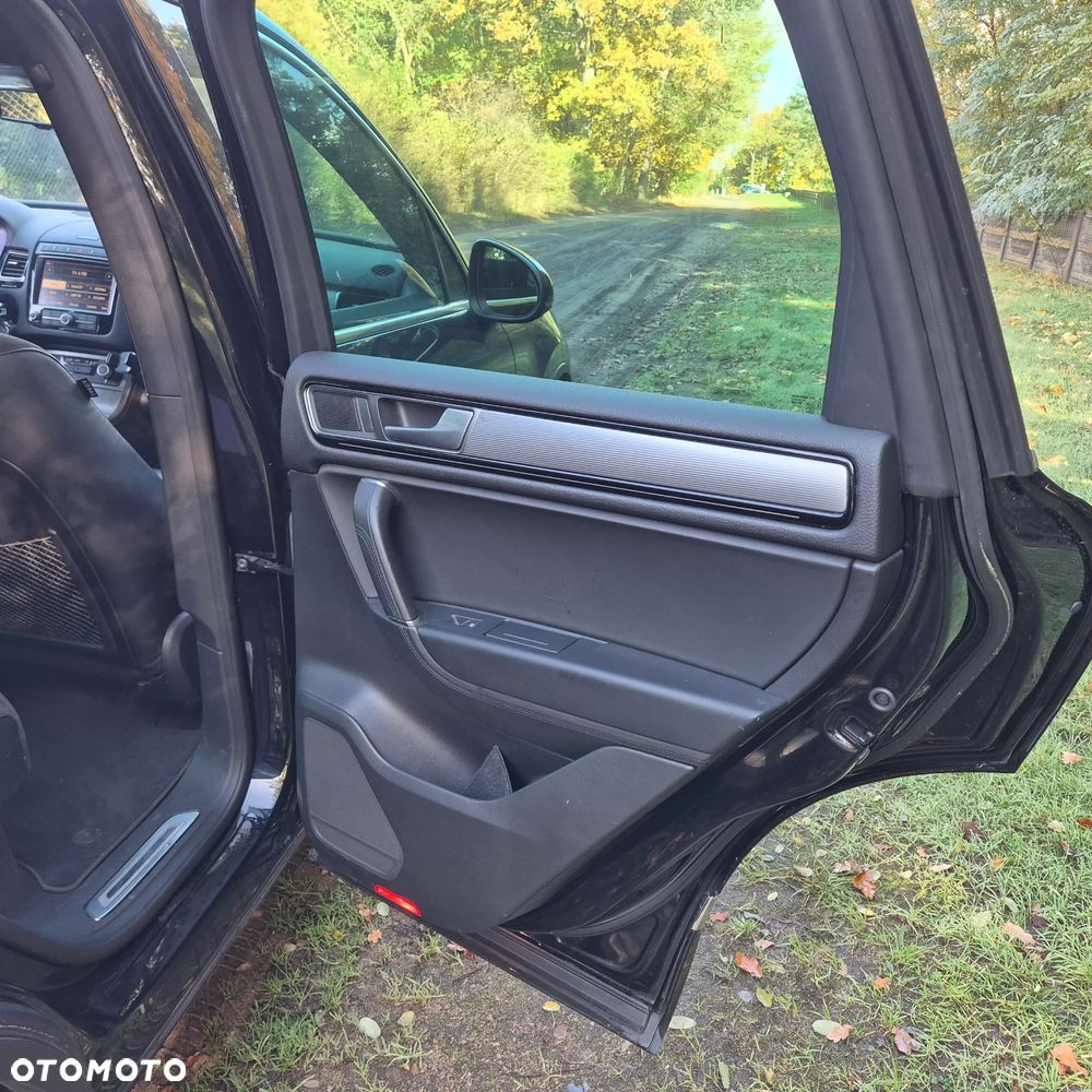 Volkswagen Touareg 3.0 V6 TDI SCR Blue Motion DPF Automatik Exclusive - 16