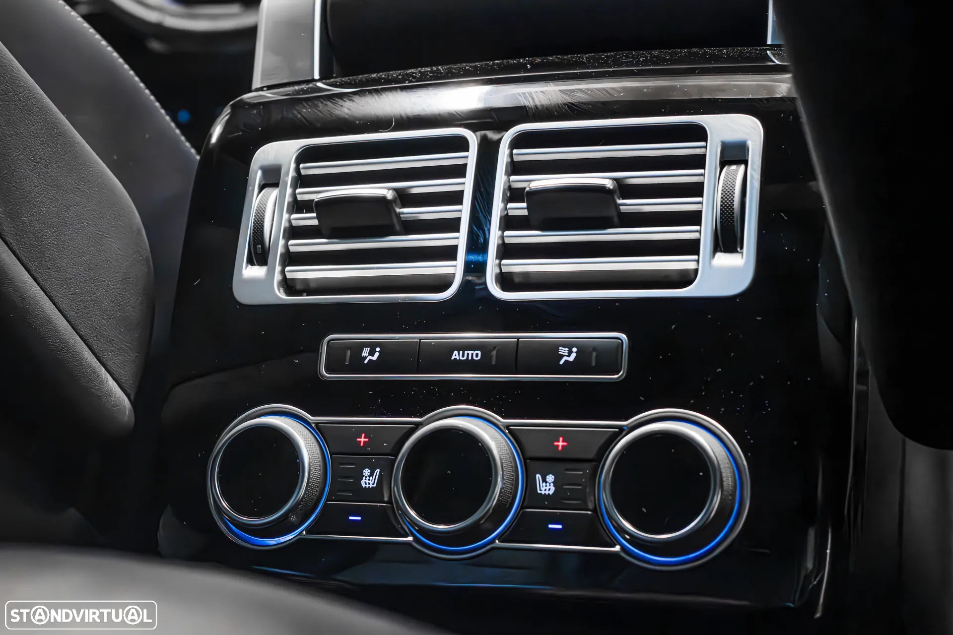 Land Rover Range Rover V8 Supercharged SVAutobiography Dynamic - 24