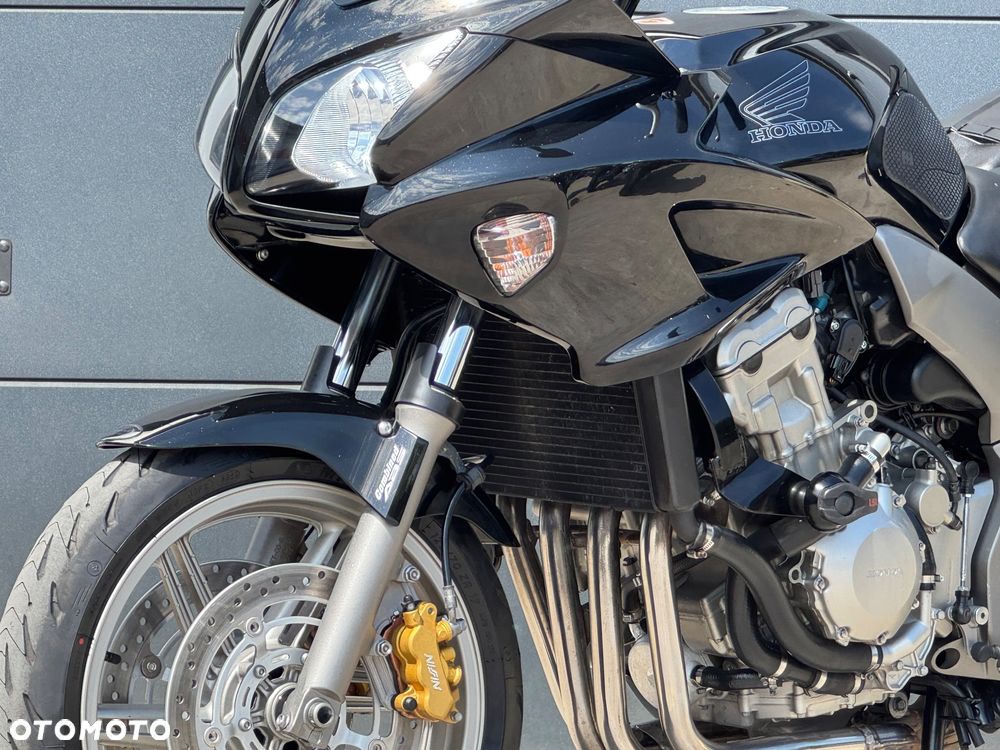 Honda CBF - 32