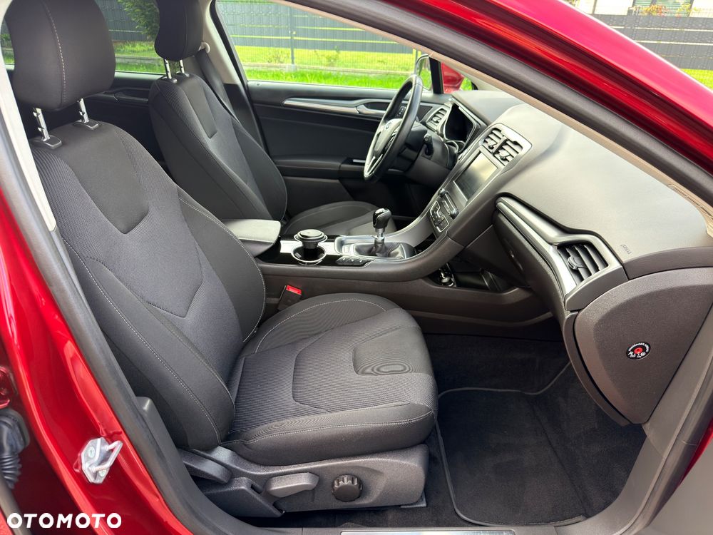 Ford Mondeo 2.0 TDCi STart-Stopp Titanium - 31