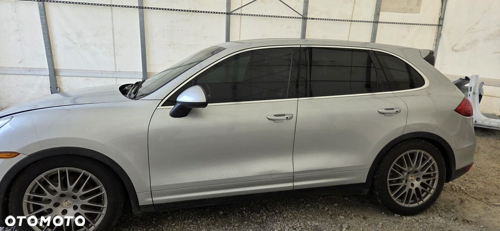 PORSCHE CAYENNE S 7P 4,8 400KM zacisk hamulcowy prawy lewy tył - 1