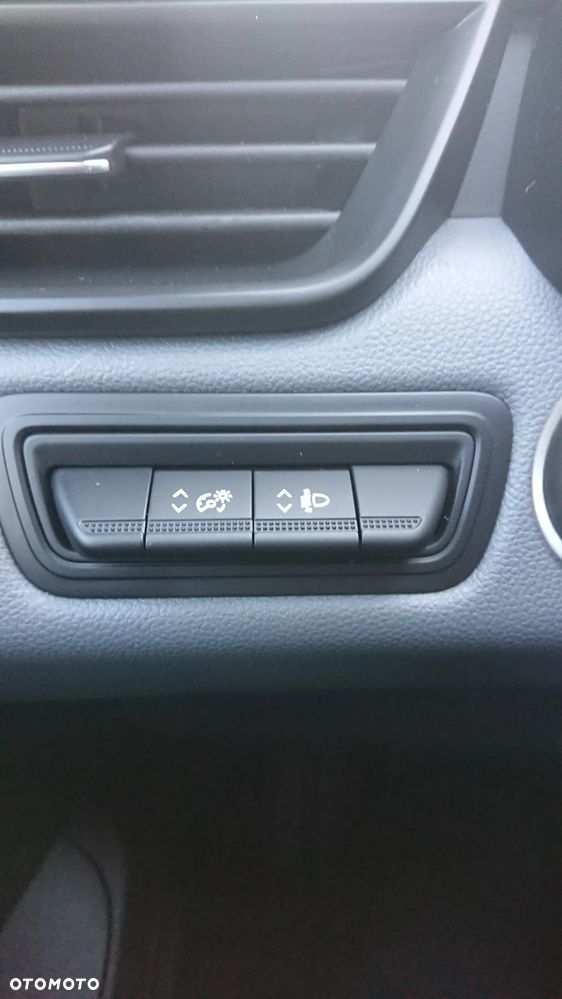 Renault Clio - 6