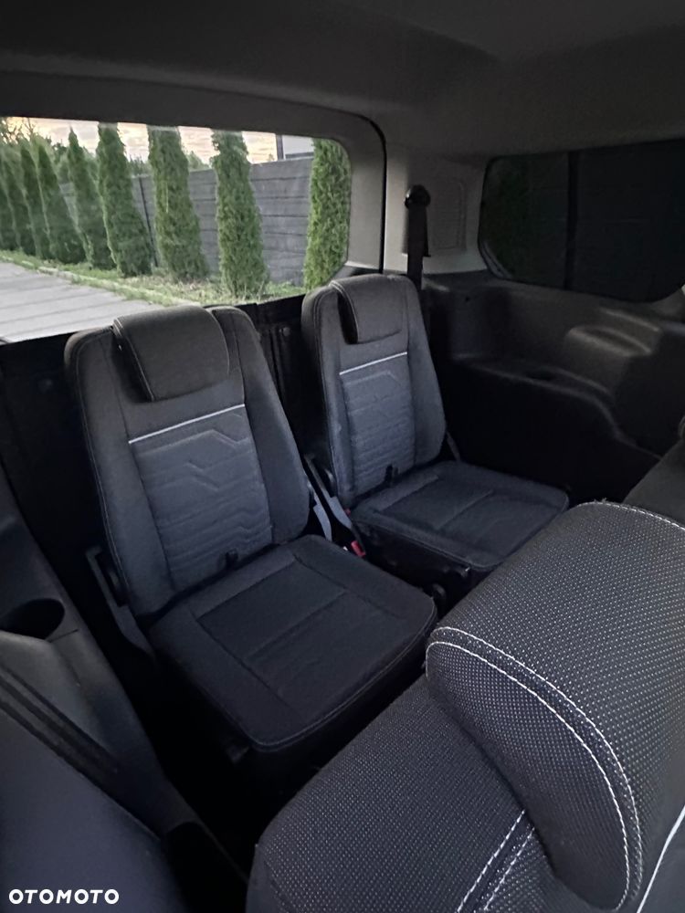Ford Tourneo Connect 1.5 EcoBlue Start-Stop Active - 19