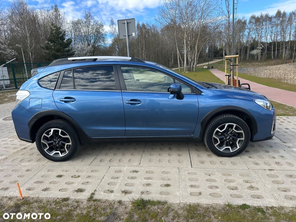 Subaru XV 2.0 i Exclusive Lineartronic - 10