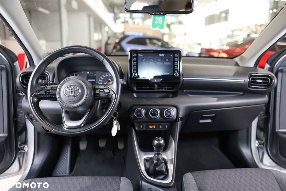 Toyota Yaris - 6