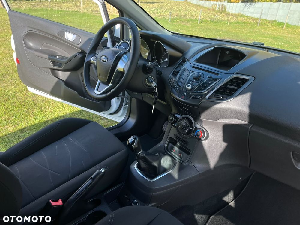 Ford Fiesta 1.25 SYNC Edition - 12